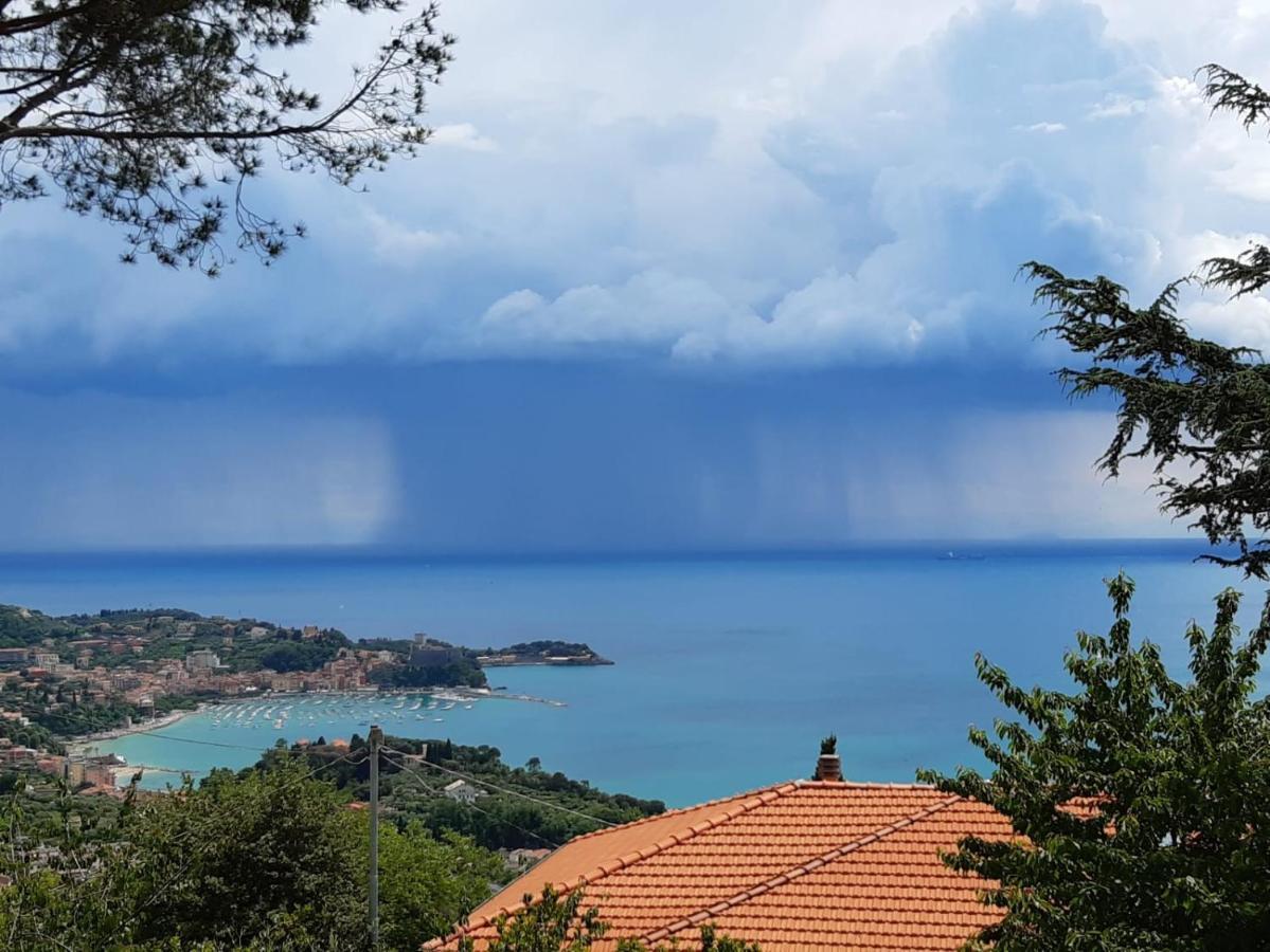 Il Mare Nel Bosco Appartamento Con Terrazza Nella Natura, Vista Mare, Lerici E Isole Eksteriør bilde